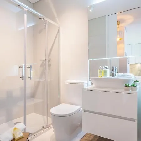 Apartment Urban Views - Ml Inspired By Torre Dos Clerigos